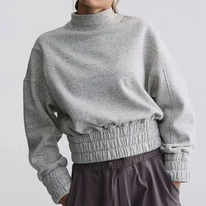 Varley Dunbar Sweatshirt Gray Cropped Mock Neck Pullover Size Medium Athleisure